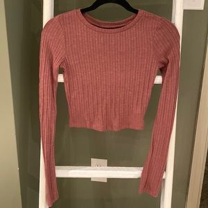 Aeropostale cropped long sleeve shirt. Size xs